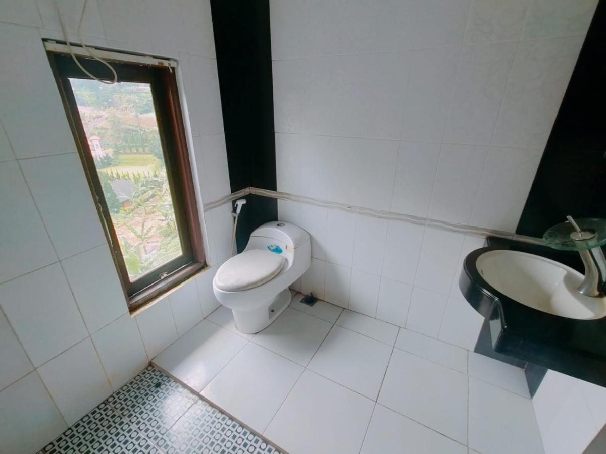 Villa Santika Puncak Pass Cimacan Exterior foto