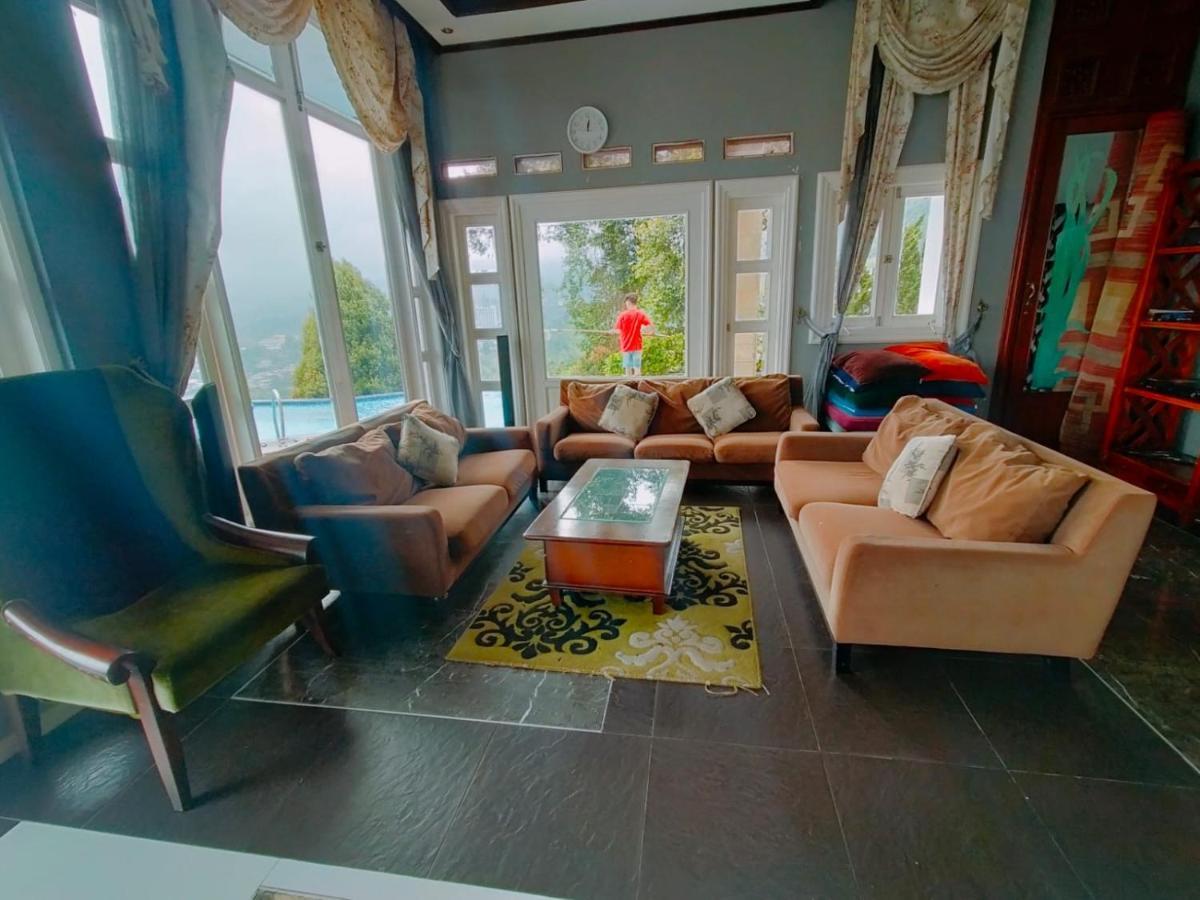 Villa Santika Puncak Pass Cimacan Exterior foto