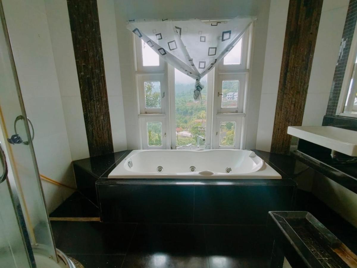 Villa Santika Puncak Pass Cimacan Exterior foto